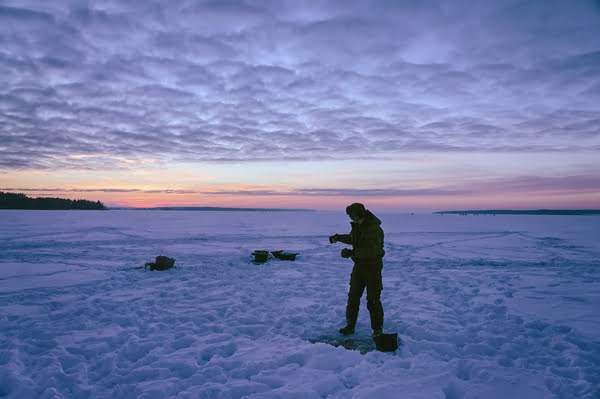 6 Must-Know Tips For Ice Fishing Walleye At Night